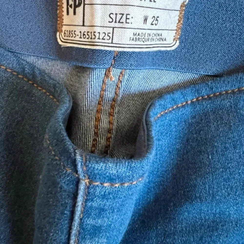 NWT Free People size 25‎ flared jeans